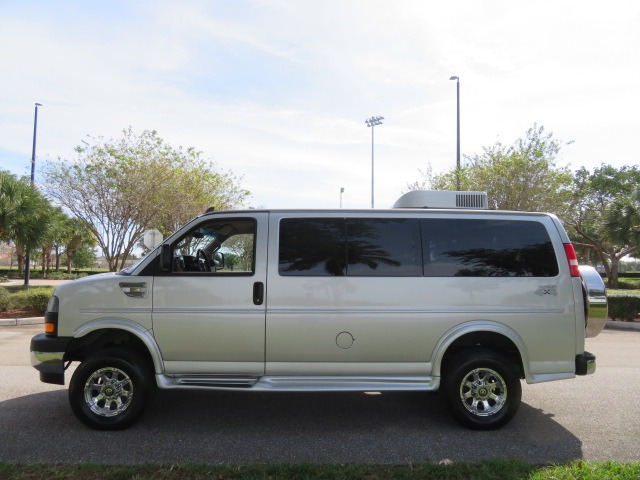 2017 GMC Savana - 1GTW7AFG6H1259212 - Image #11