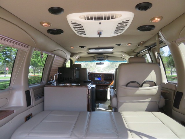 2017 GMC Savana - 1GTW7AFG6H1259212 - Image #66